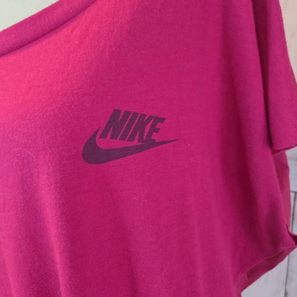 Nike stylish berry